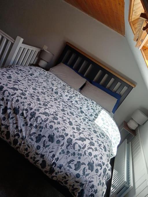 Апартаменти Dingle Escape -2 Bed -Sleeps 4 Екстер'єр фото
